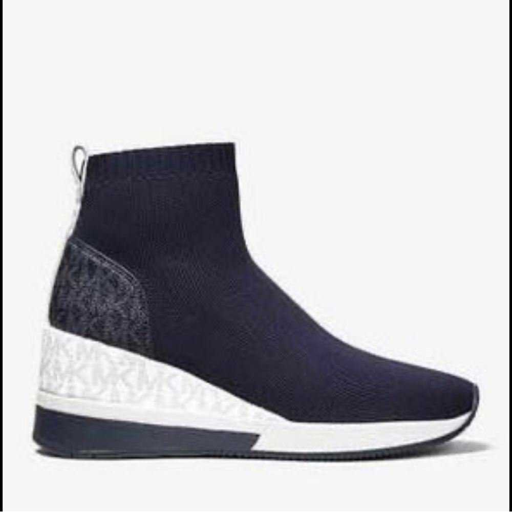 Michael Kors Skyler Bootie **RARE** | Navy blue - Sz 8-Wedge Sock Sneaker